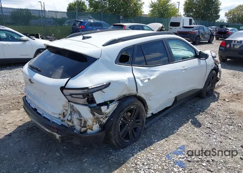 2025 Chevrolet Trax Activ из США, поврежденный, VIN KL77LKEP2SC132795